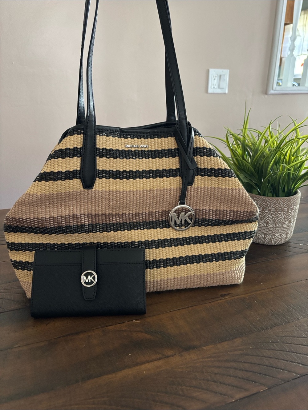 Michael Kors striped Avalon Woven Tote Bag WITH Matching black Wallet